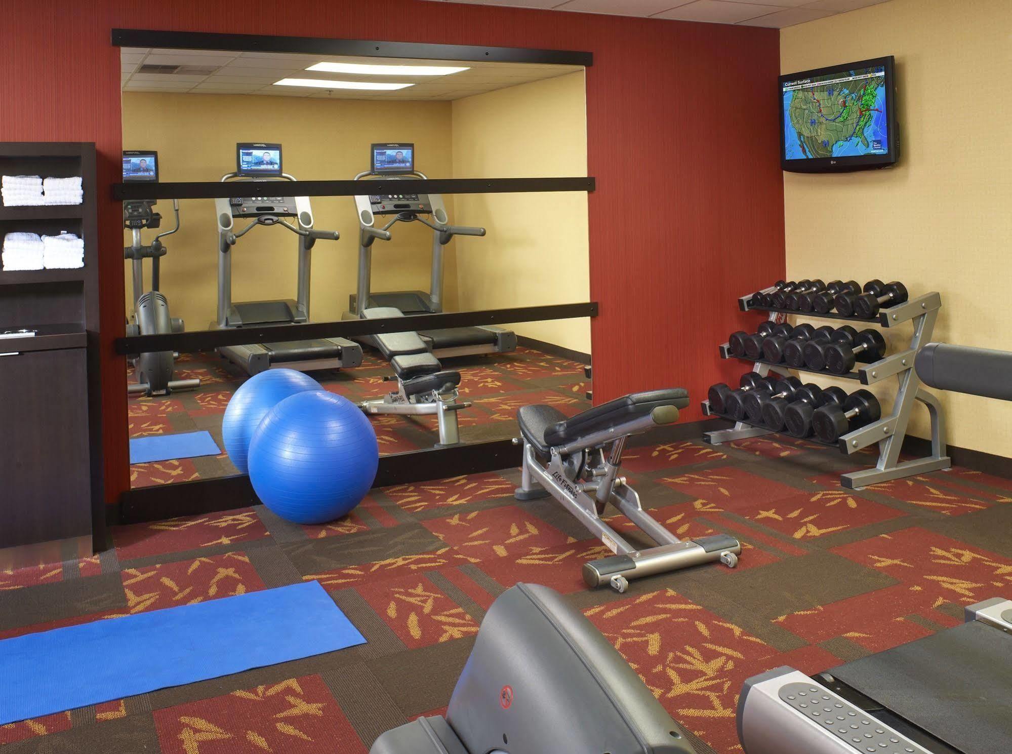 Courtyard By Marriott Lexington North Hotel Fasilitas foto